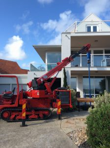 small screw pile machine